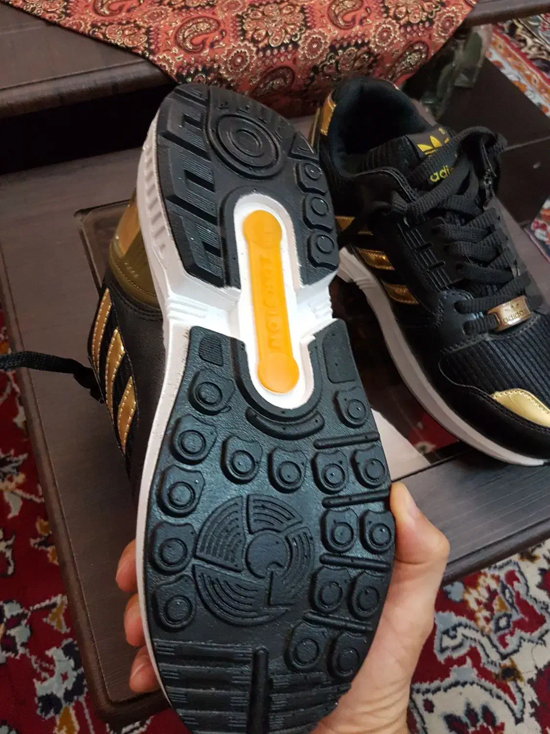 دو عدد کتانی سایز ۴۰|کیف، کفش، کمربند|لنگرود, |دیوار