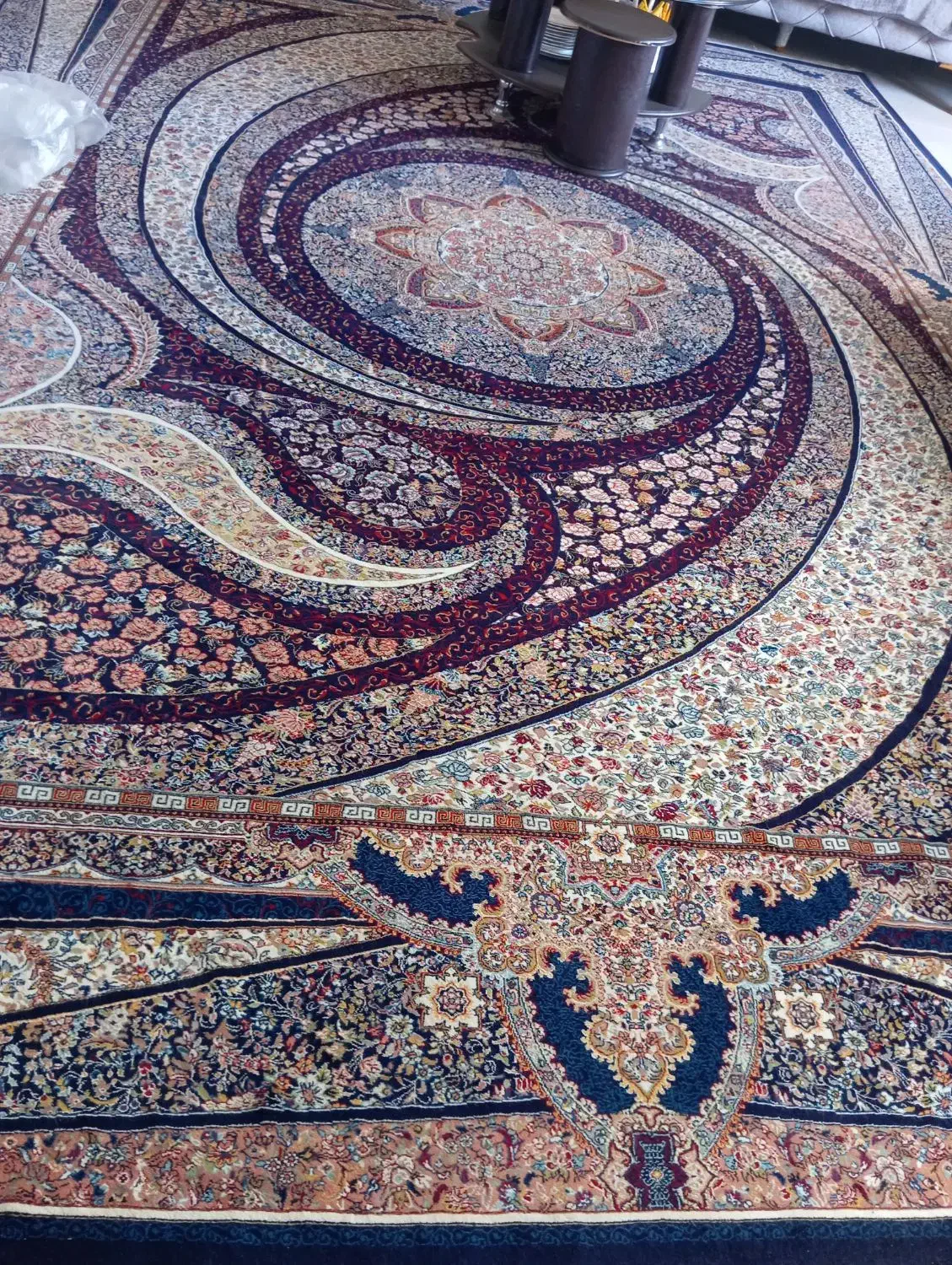 فروش فرش 12متری و یک کناره|فرش|ایذه, |دیوار