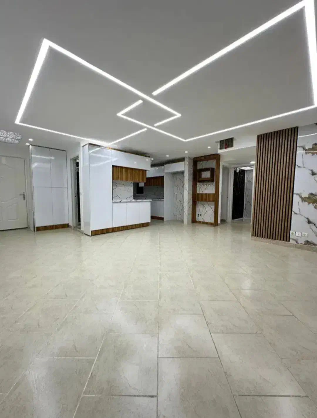 فروش آپارتمان ۱۰۰متری در خیابان گل|فروش آپارتمان|بابل, |دیوار