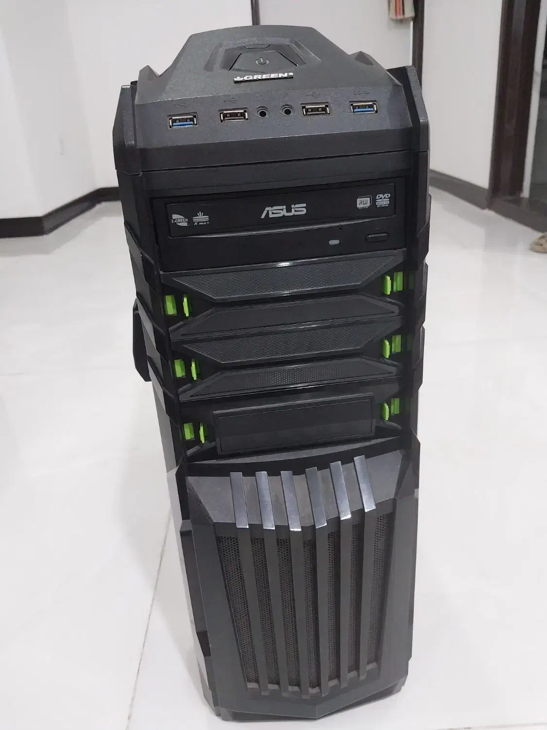 پوسته کیس کامپیوتر گرین به همراه دی وی دی رایتر|قطعات و لوازم جانبی رایانه|اهواز, کوی باهنر|دیوار