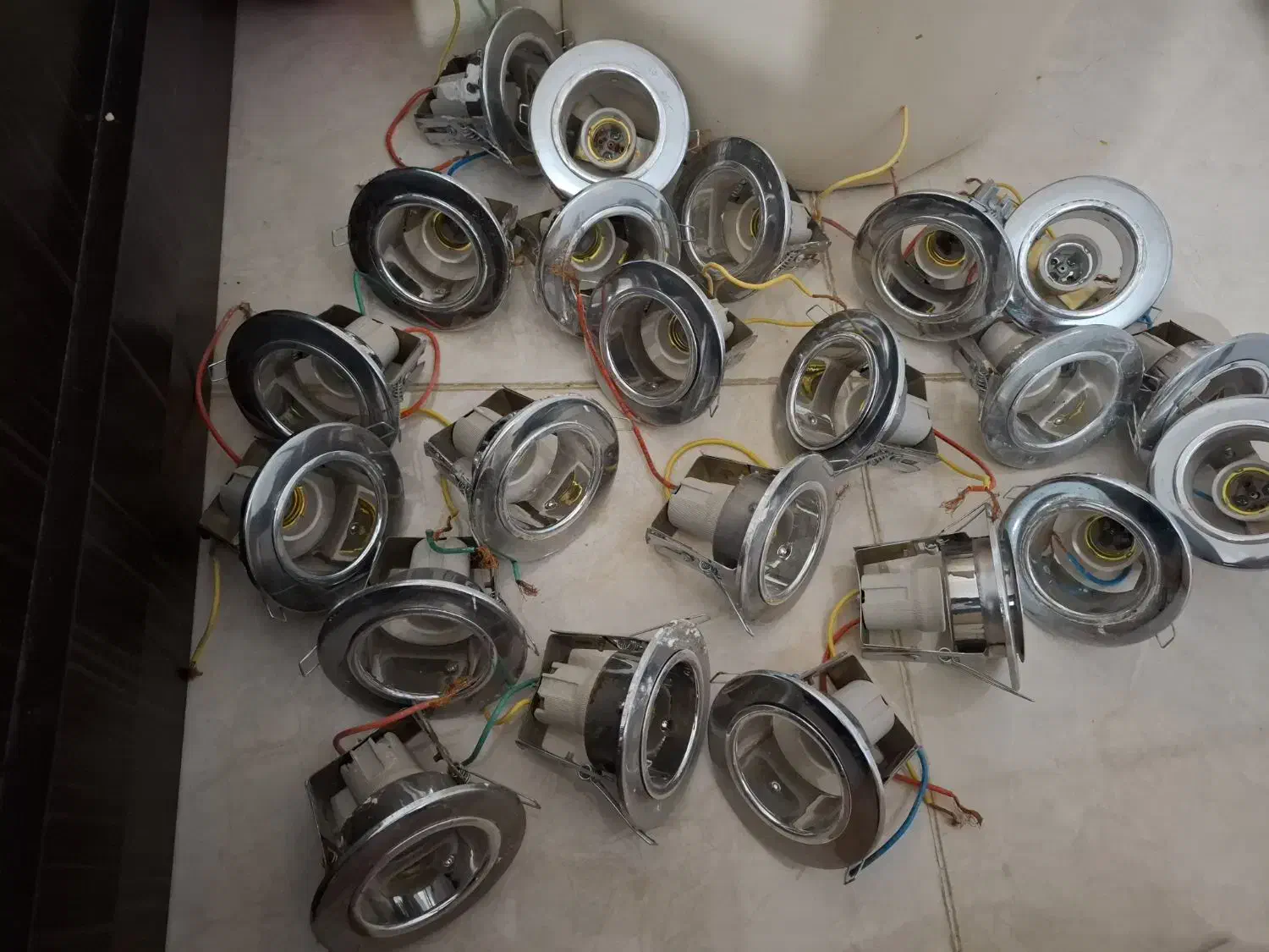 پایه چراغ هالوژن|لامپ و چراغ|خرمشهر, |دیوار