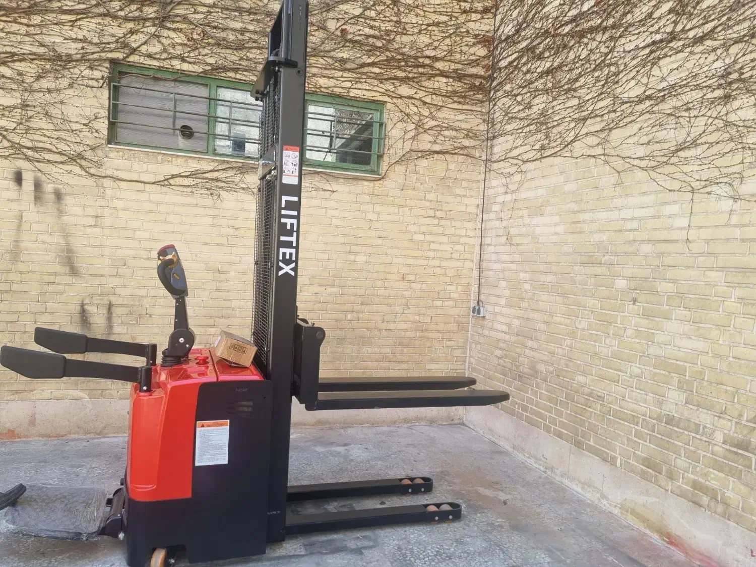 جک پالت عریض و استاندارد لیفتراک|ماشینآلات صنعتی|رفسنجان, |دیوار