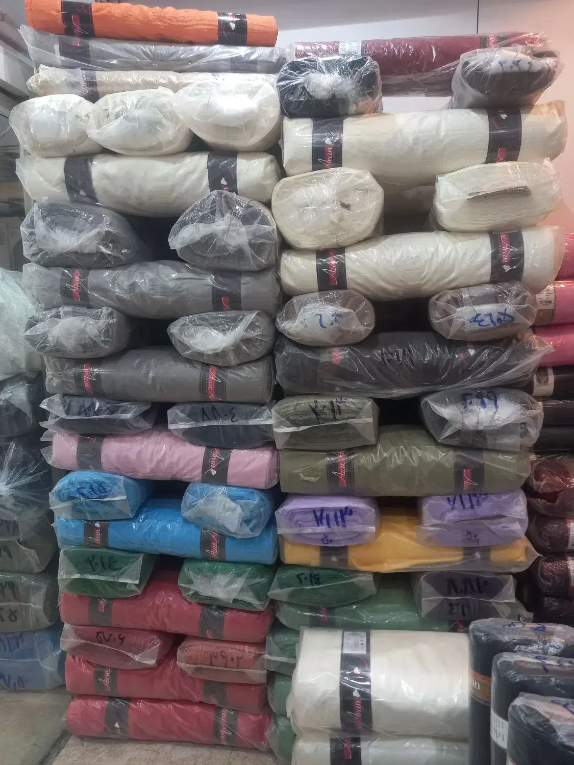 انواع پارچه طاقه و متری بازار تهران|لوازم خیاطی و بافتنی|تهران, بازار|دیوار