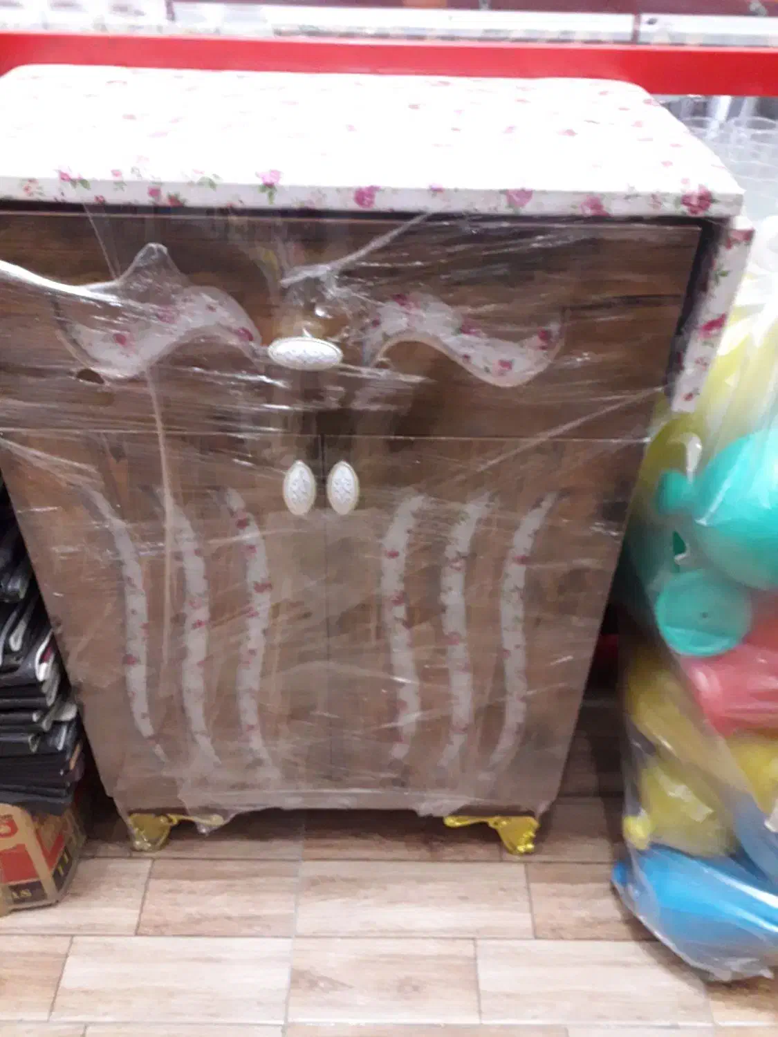 میز اتو|اتو و لوازم اتو|قم, حکمت شمالی|دیوار