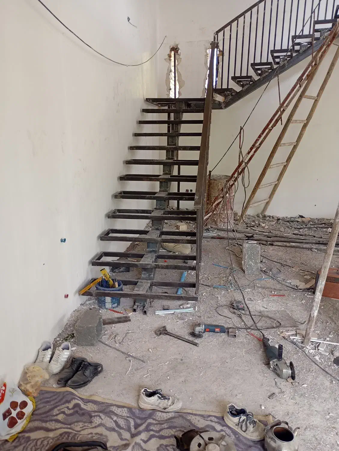 پله گرد و جوشکاری|خدمات پیشه و مهارت|مشهد, الهیه|دیوار