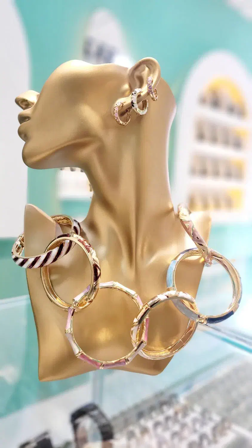 گوشواره و دستبندمیناکاری|بدلیجات|قم, صفائیه|دیوار