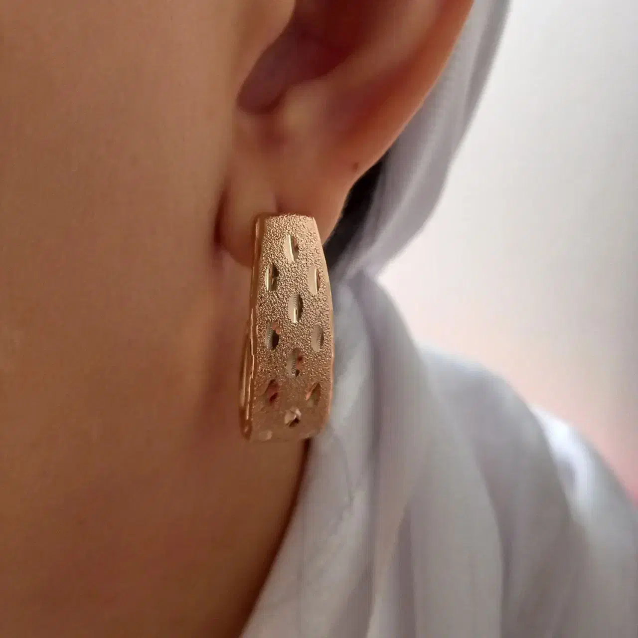 فروش گوشواره ژوپینگ طرح طلا ضد حساسیت|بدلیجات|تهران, طیب|دیوار