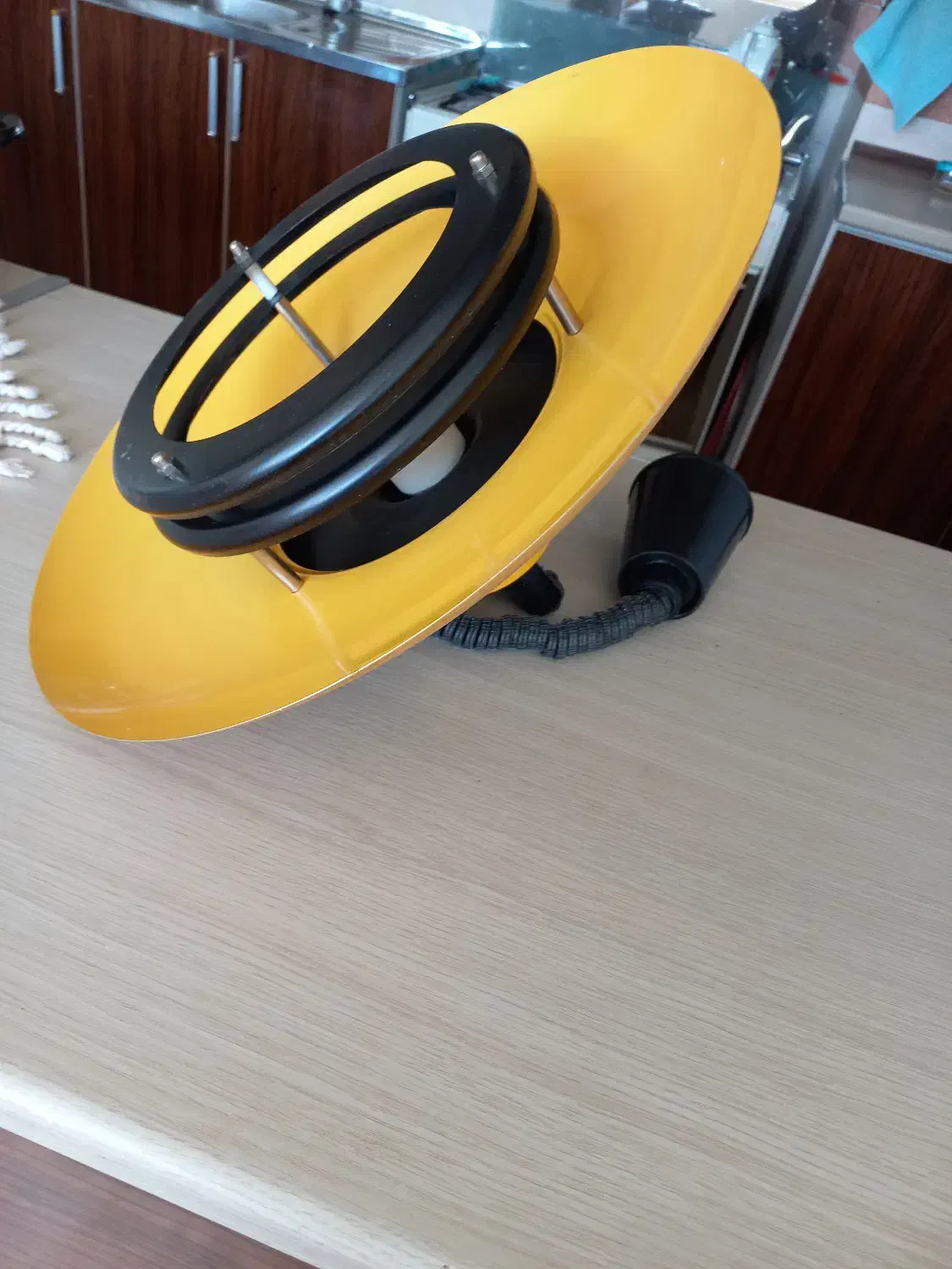 چراغ اشپزخونه نو واستفاده نشده سالم|لوستر و چراغ آویز|گلپایگان, |دیوار