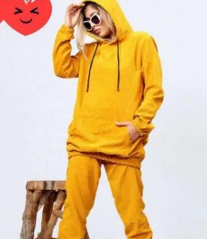 فروش ویژه تک ۶۵۰|لباس|کاشان, فاز ۲ ناجی آباد|دیوار