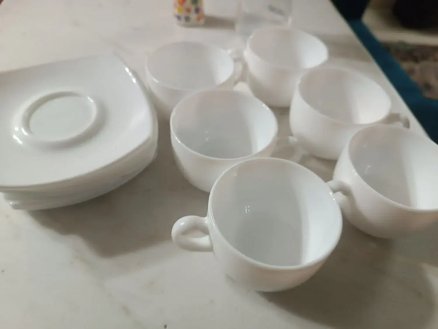 فنجان و نعلبکی|ظروف سرو و پذیرایی|ری, فیروزآبادی|دیوار