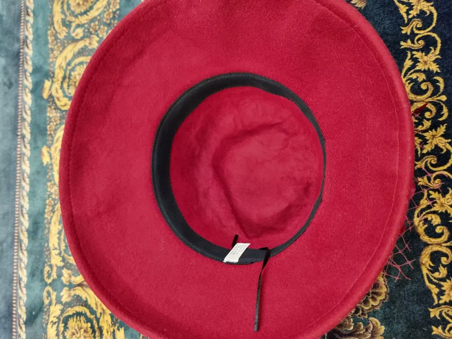 کلاه فرانسوی|لباس|کیش, |دیوار