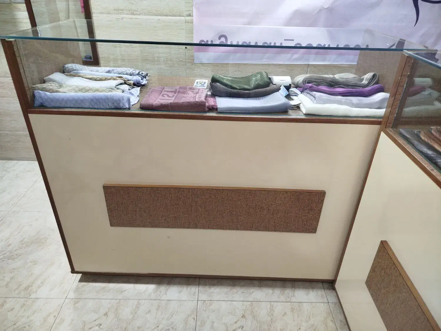 قفسه و پیشخوان|فروشگاه و مغازه|لنگرود, |دیوار