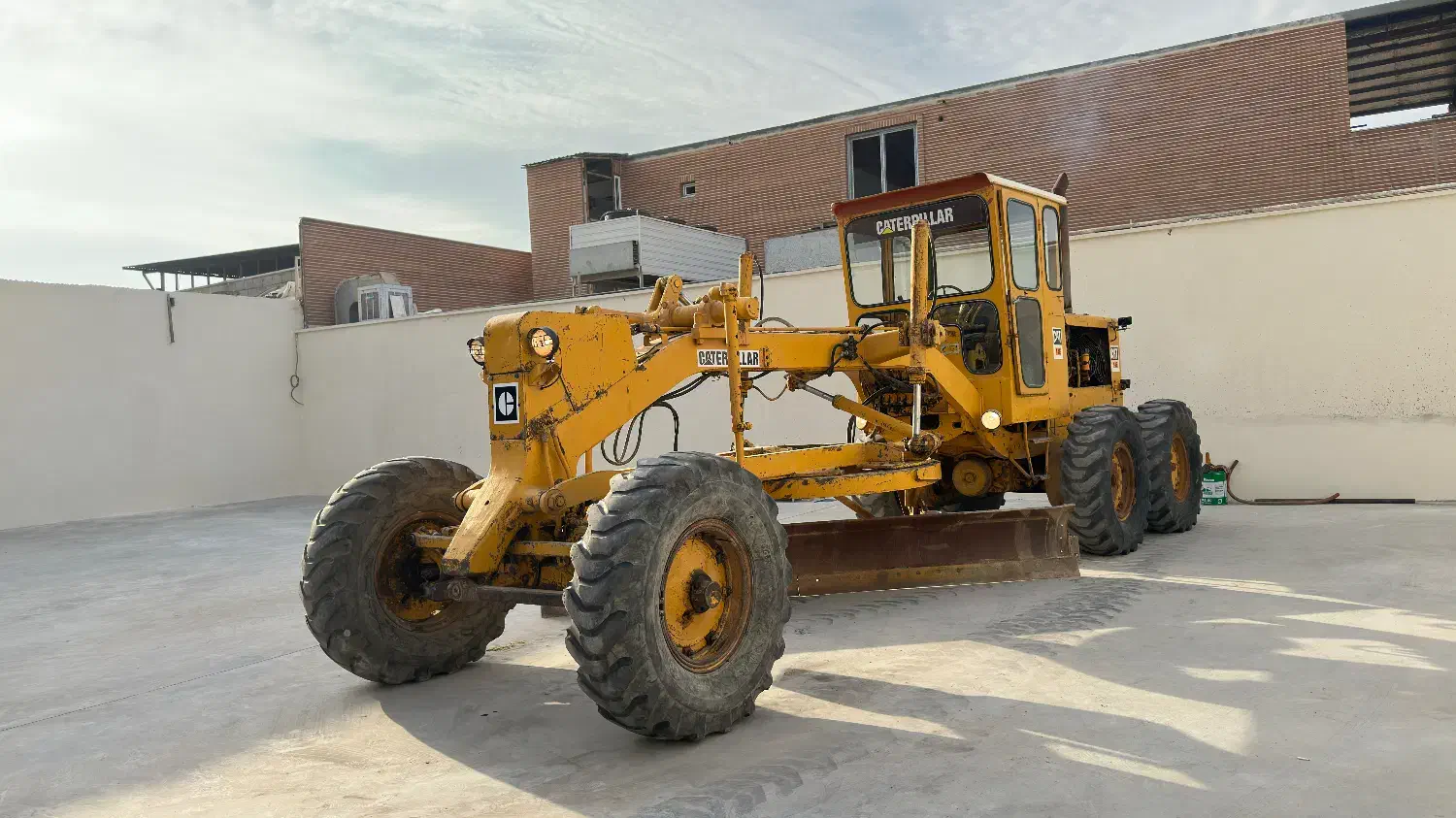 گریدر|خودرو سنگین|ابریشم, |دیوار