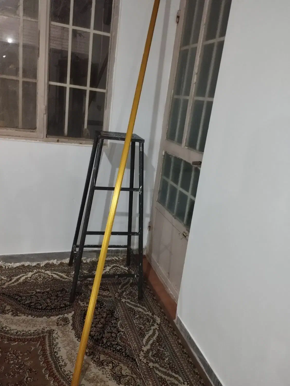 چوب پرده ۳ متری|پرده، رانر، رومیزی|قم, قلعه کامکار|دیوار