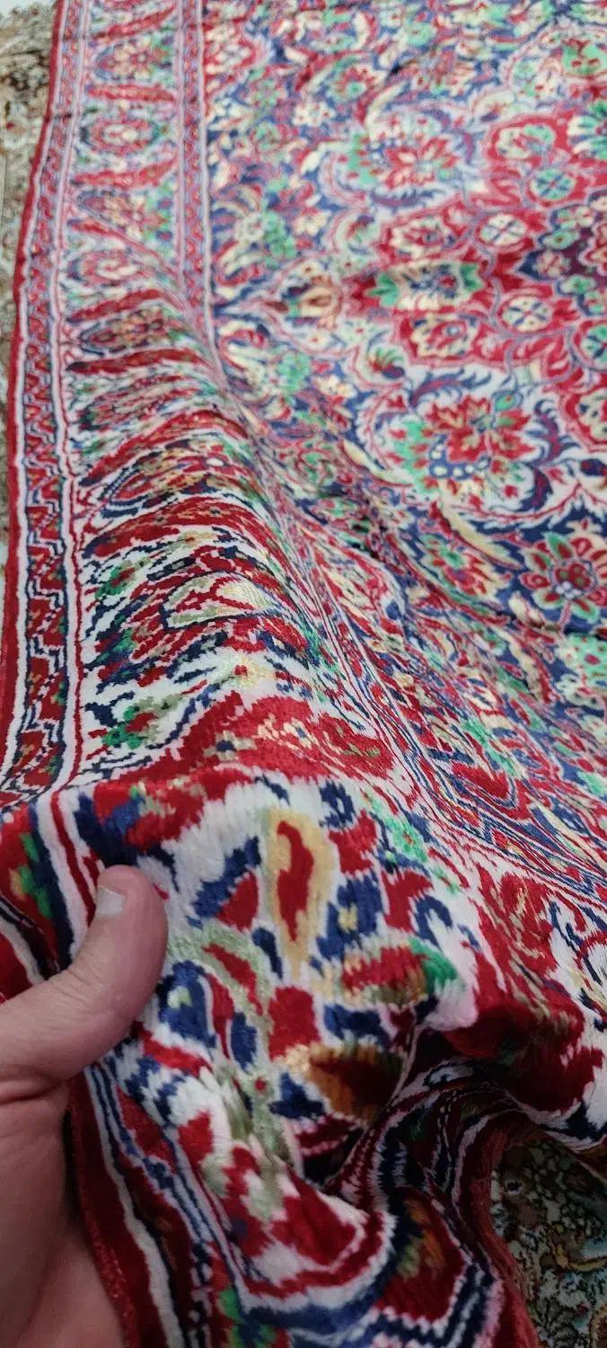 فرش ابریشم خیلی قدیمی|فرش|ارومیه, |دیوار