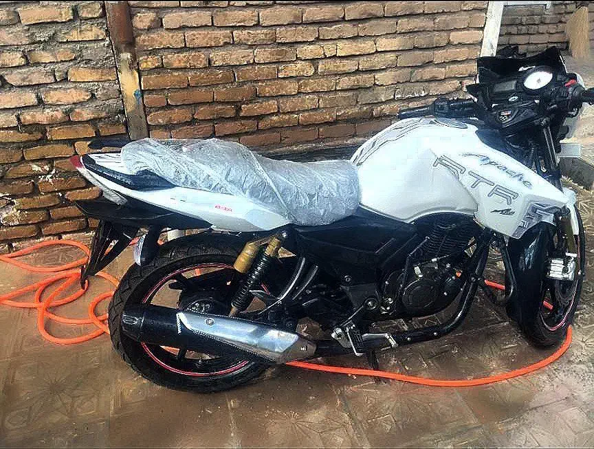 اپاچی ۱۸۰ مدل ۹۳|موتورسیکلت|سلیمان, |دیوار