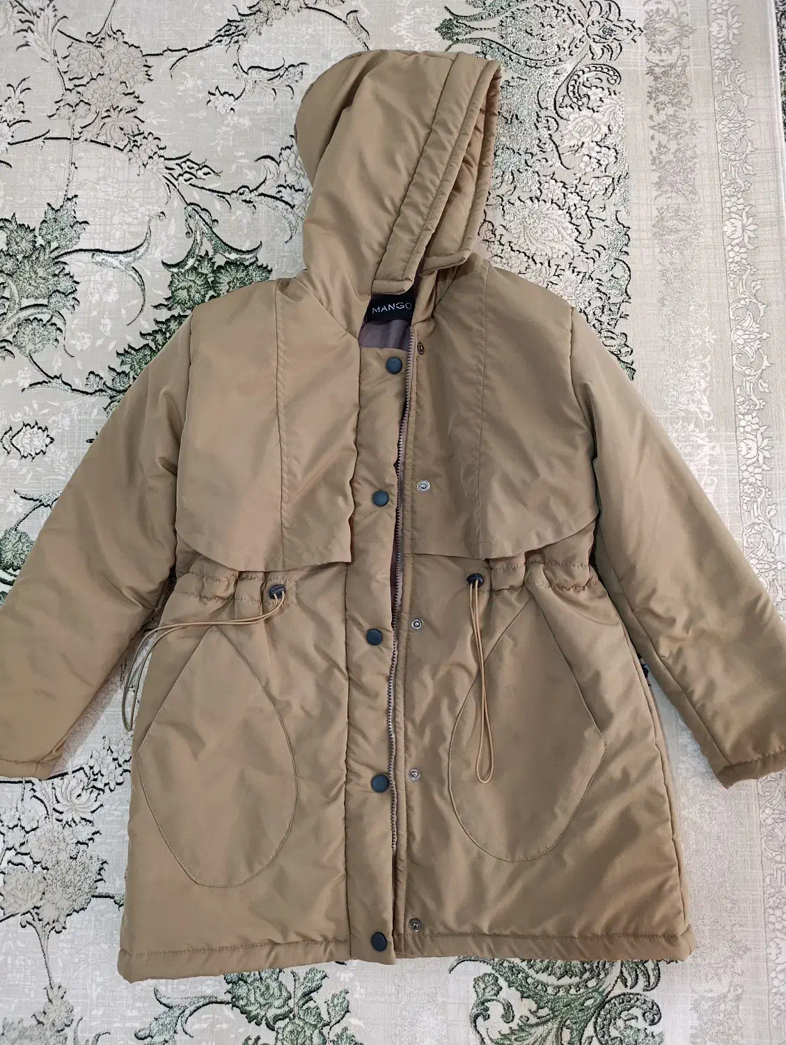 کاپشن|لباس|فسا, |دیوار