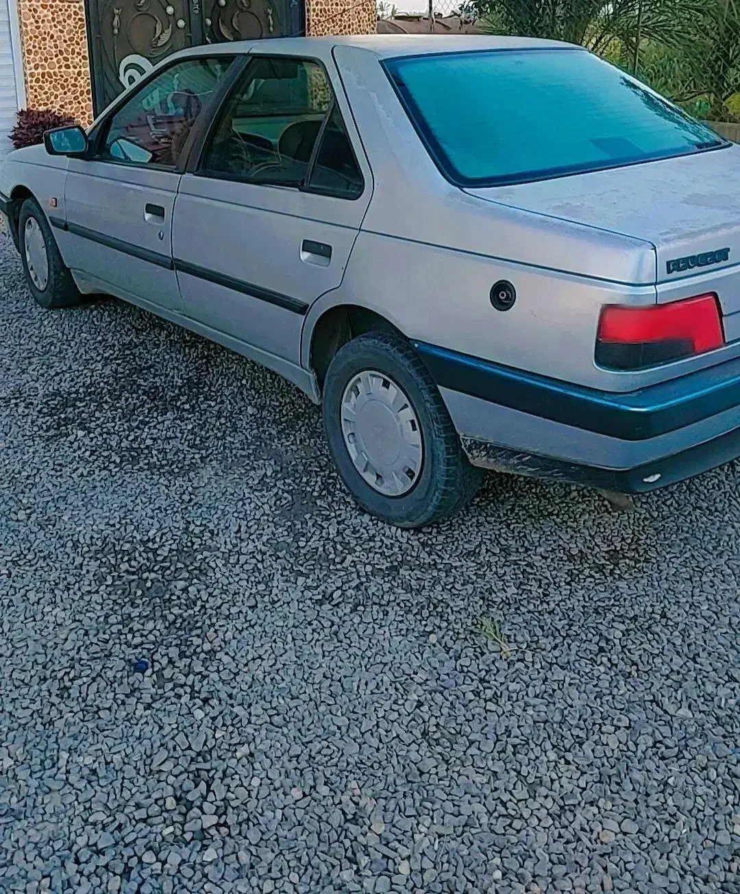 پژو 405 ، نقره ای ، مدل 89|خودرو سواری و وانت|آمل, |دیوار