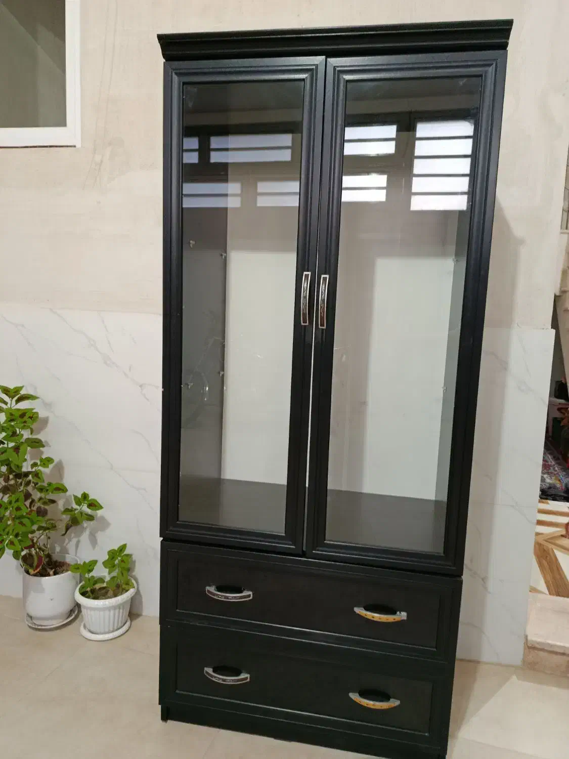 کمد|جاکفشی، کمد، دراور|مهاباد (آذربایجان غربی), |دیوار