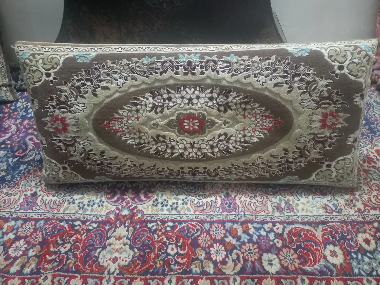 ۶ عدد پشتی|پشتی|مشهد, سپاد|دیوار