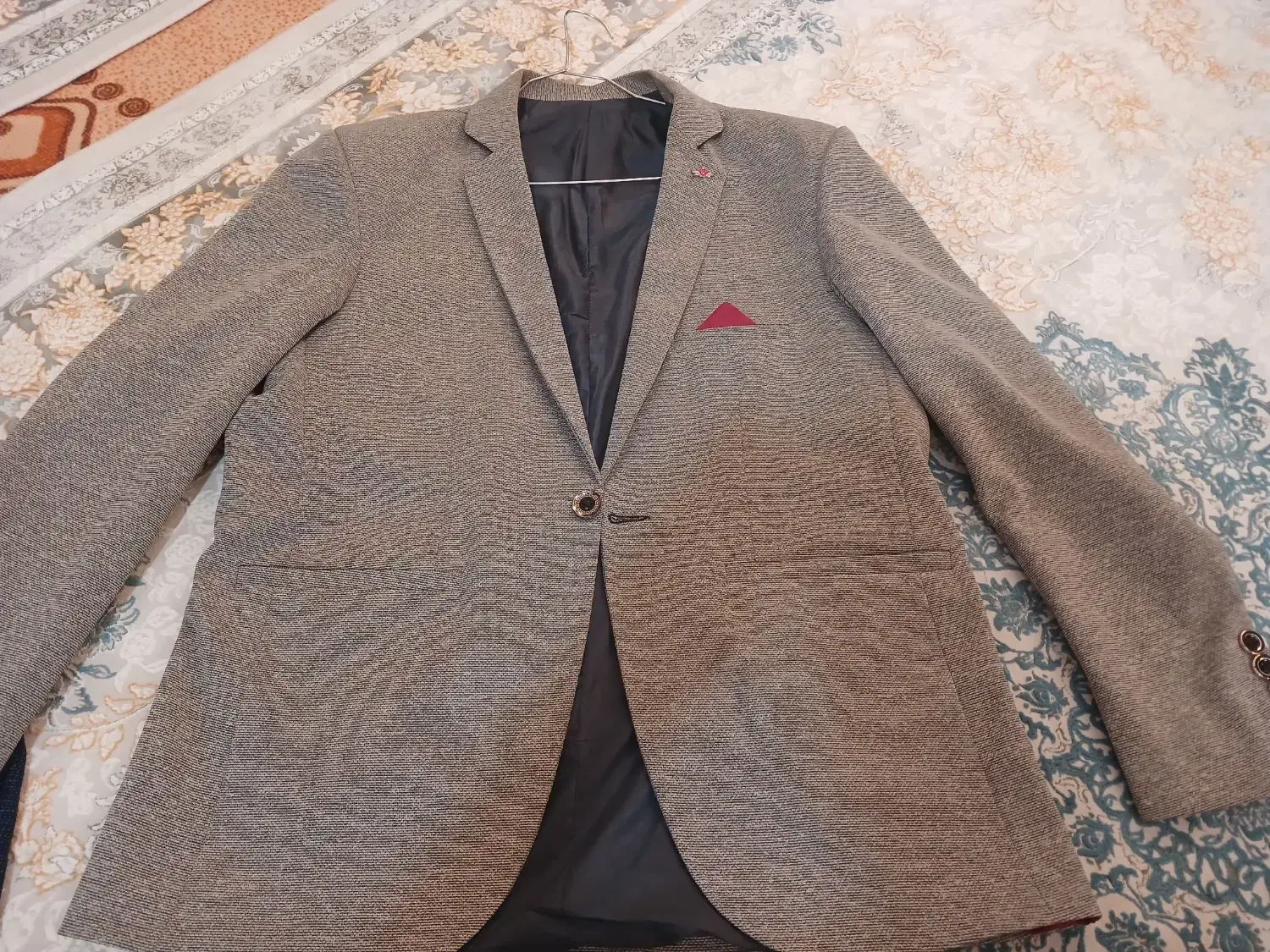 دوتاکت سالم وشیک فقط یکی دوبارپوشیده|لباس|شوط, |دیوار