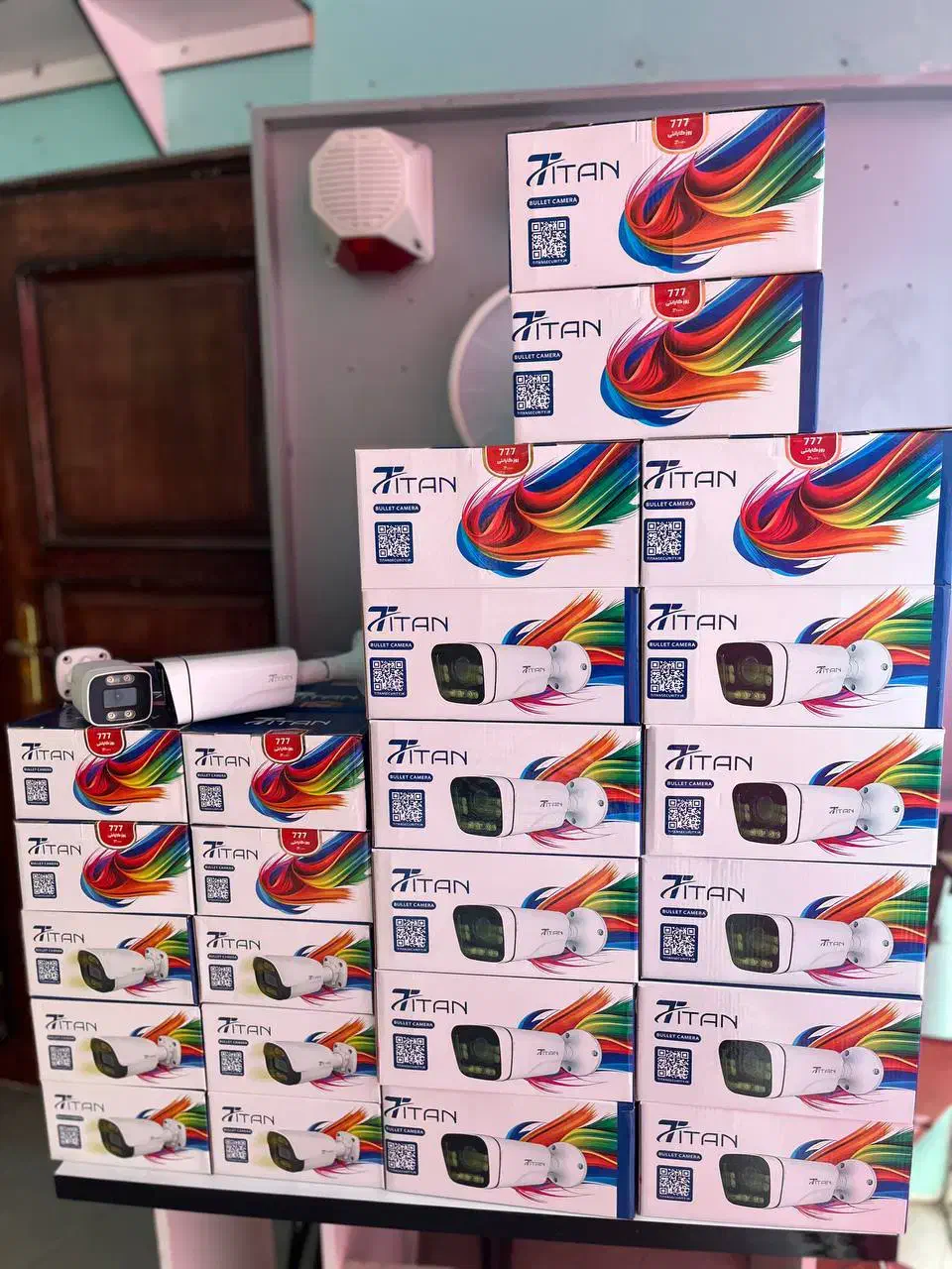 فروش و نصب دوربین مداربسته و دزدگیراماکن|دوربین مداربسته|نیشابور, فردوسی جنوبی|دیوار