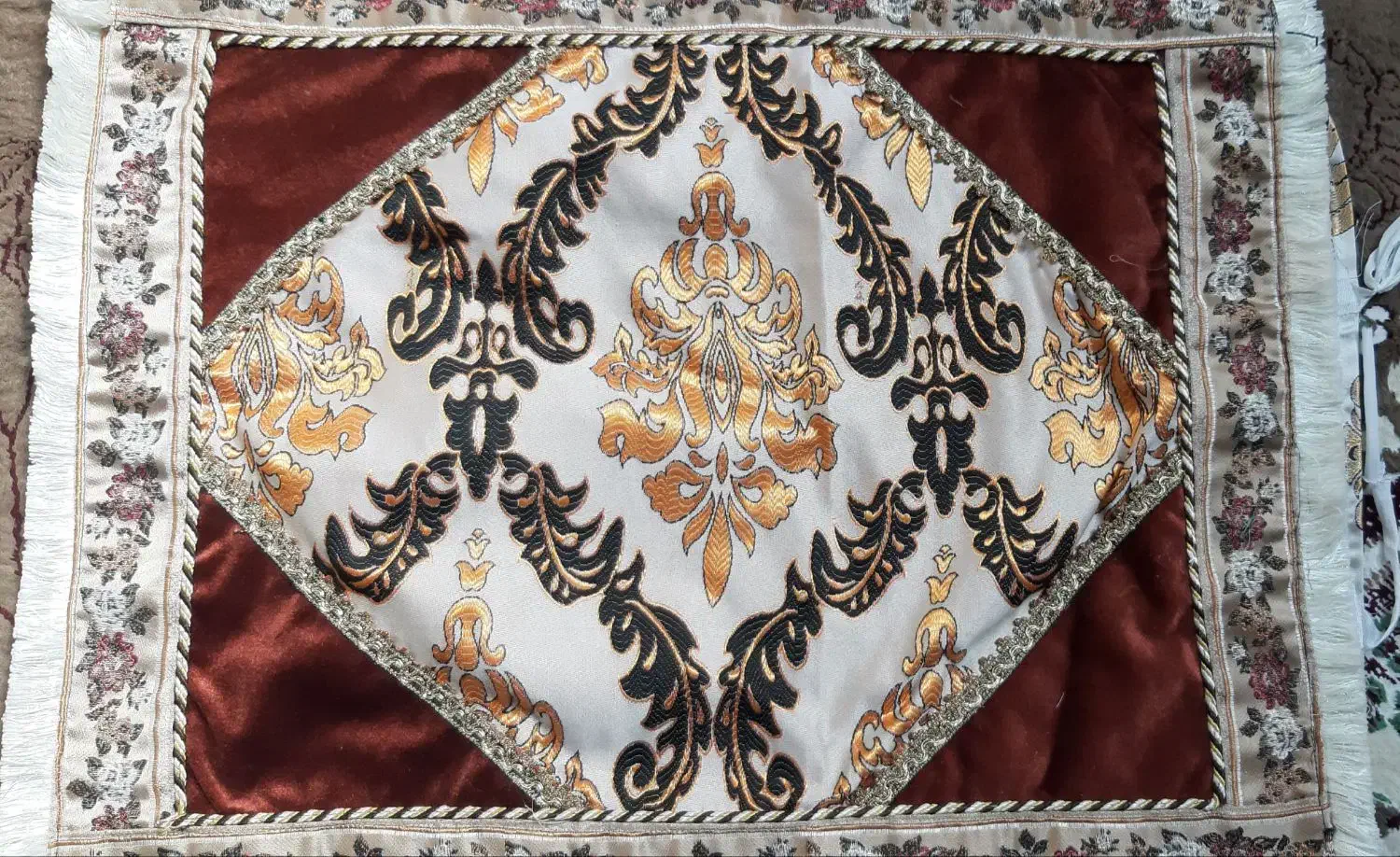 روپشتی نو۱۸ عددبفروش میرسد|رختخواب، بالش، پتو|یاسوج, |دیوار