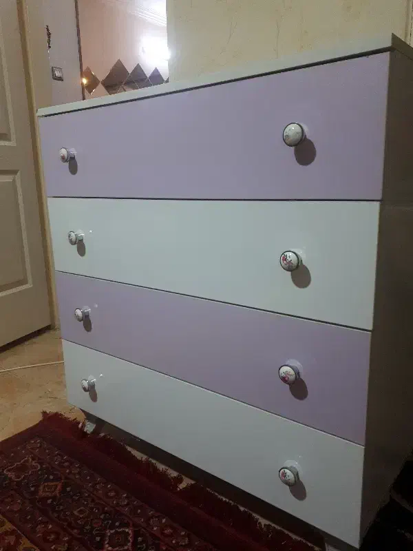 دراور ۴ کشویی فانتزی|جاکفشی، کمد، دراور|اندیشه, اندیشه فاز ۱|دیوار