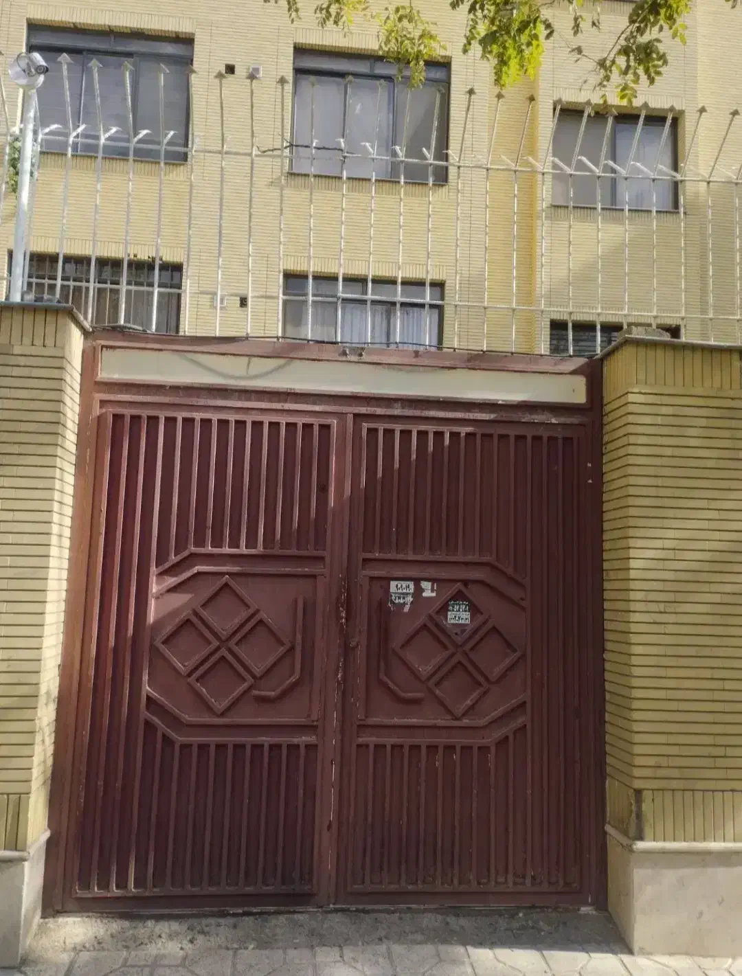 درحیاط ماشین رو عرض2/30 درطول2/20|مصالح و تجهیزات ساختمان|مشهد, شاهد (شهرک غرب)|دیوار