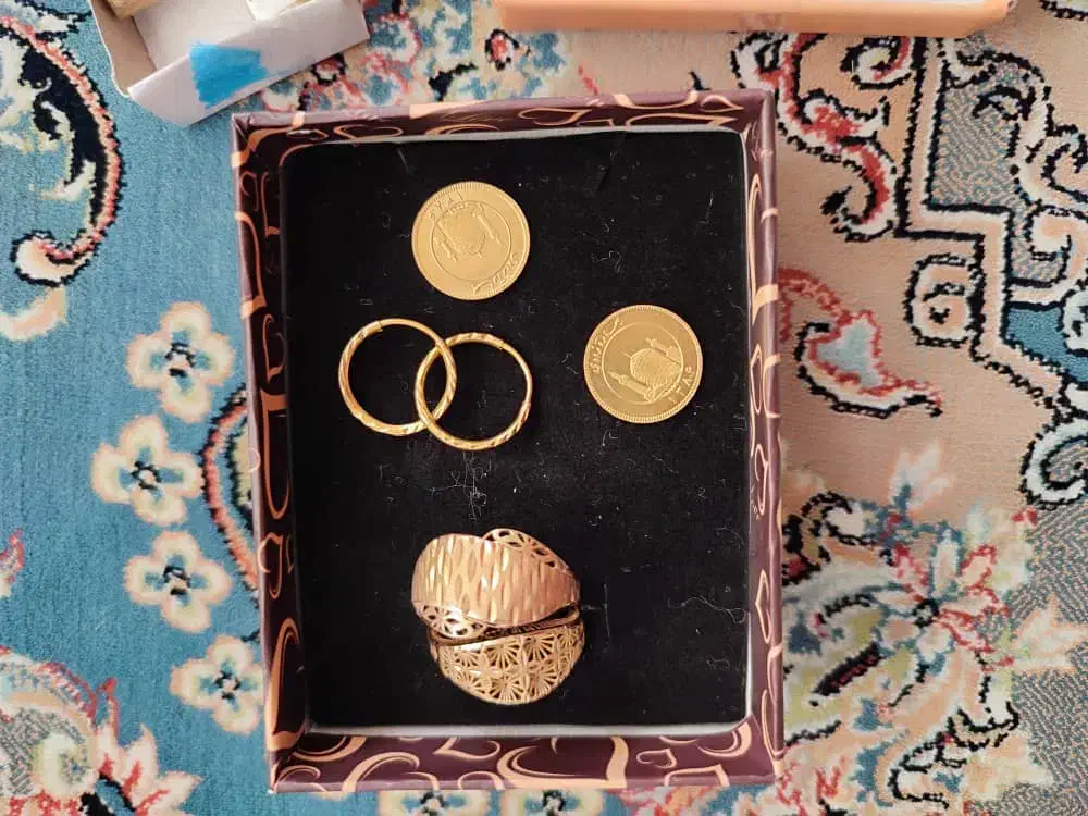 طلا آب شده یه قیمت تابلو|جواهرات|شاهین‌شهر, خانه کارگر|دیوار