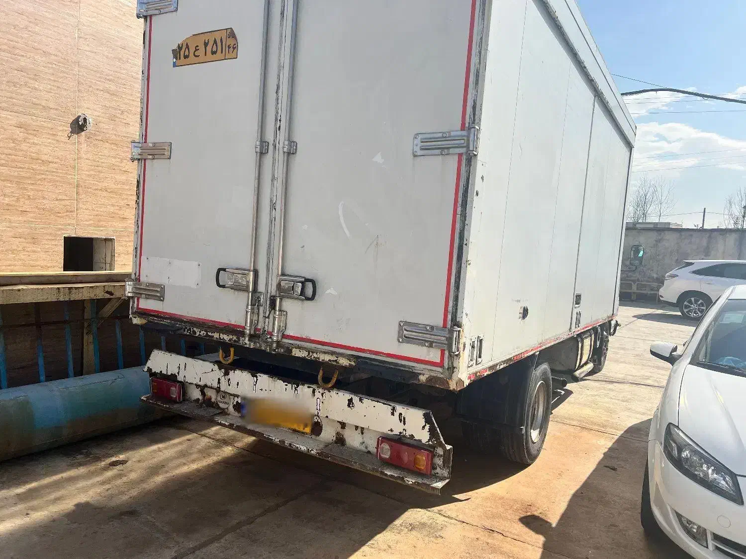 ایسوزو ۸ تن|خودرو سنگین|رشت, ترمینال|دیوار