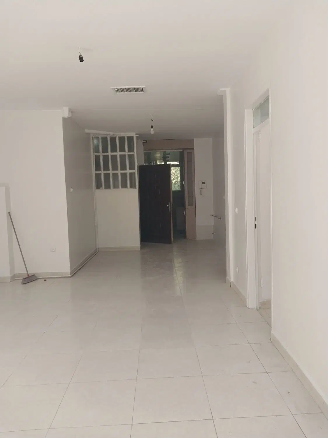 بالای اتریش حیاط دار