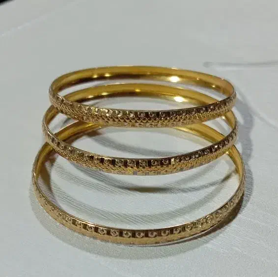 النگو طلا سایز ۲ دو تمیز تمیز همراه با فاکتور خرید|جواهرات|قم, قلعه کامکار|دیوار