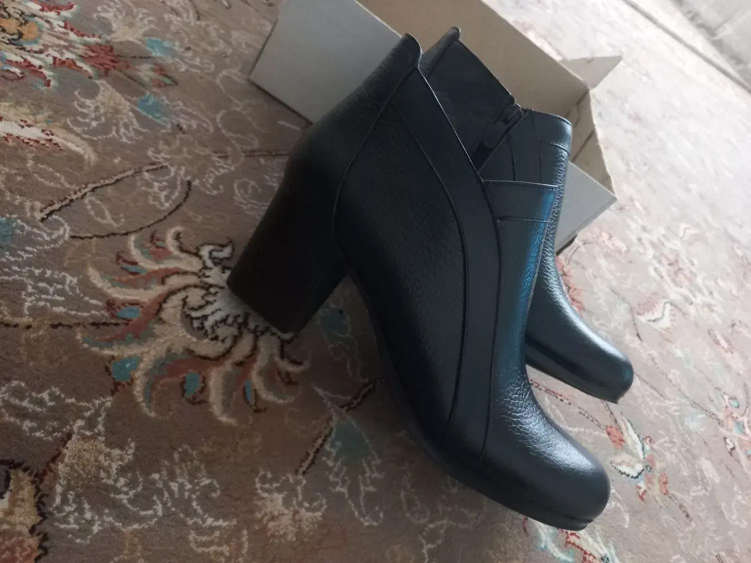 نیم بوت چرم|کیف، کفش، کمربند|کوهدشت, |دیوار