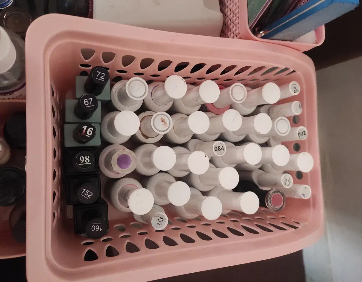 وسایل کاشت ناخن|آرایشگاه و سالن‌های زیبایی|صدرا-فارس, فاز ۱|دیوار