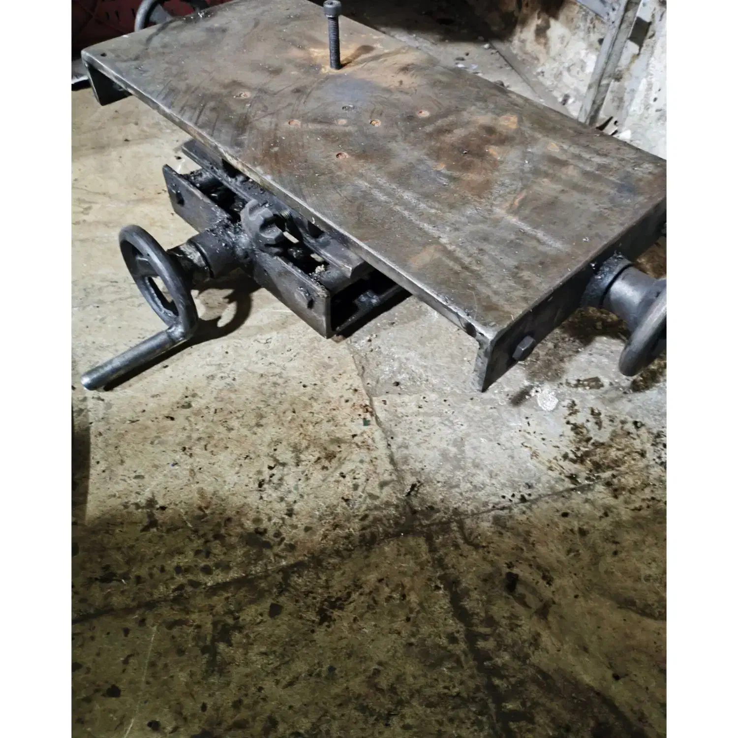 دریل ستونی|ماشین‌آلات صنعتی|رباط‌کریم, رباط‌کریم|دیوار