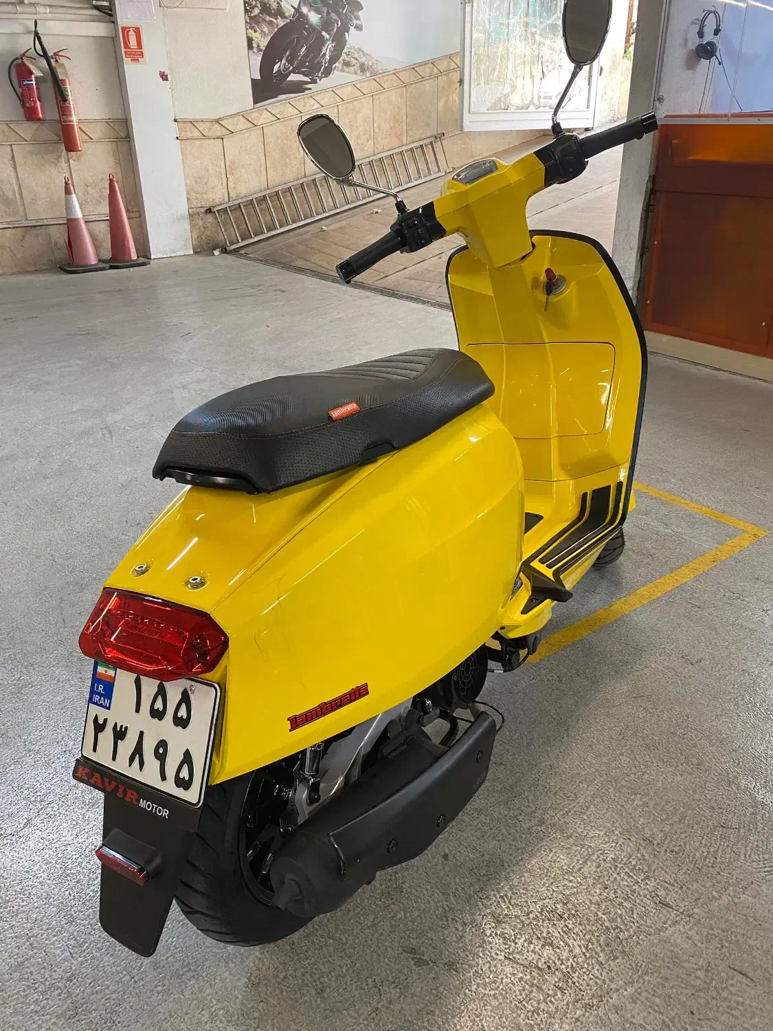 لامبرتا|موتورسیکلت|تهران, حکمت|دیوار