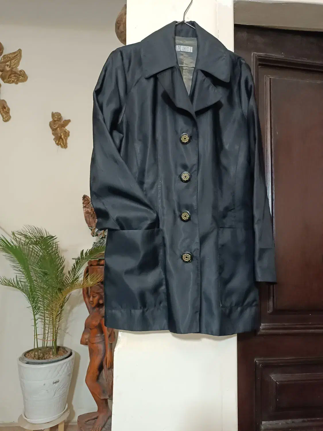 پالتو و بارونی های به روز|لباس|سبزوار, گلشن|دیوار