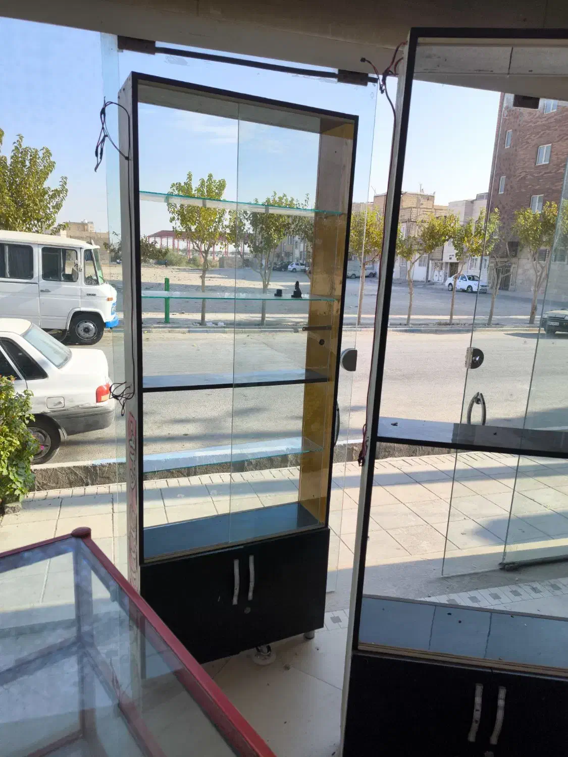 ویترین مغازه|فروشگاه و مغازه|بهارستان, |دیوار