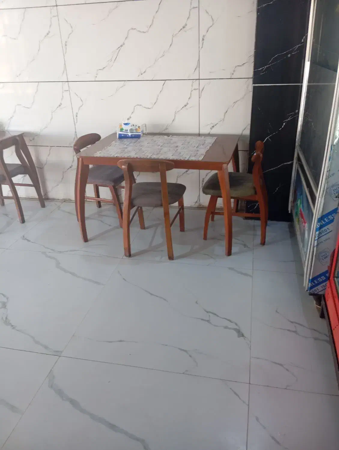 میز صندلی|میز و صندلی غذاخوری|هشتگرد, شهرک ایران خودرو|دیوار