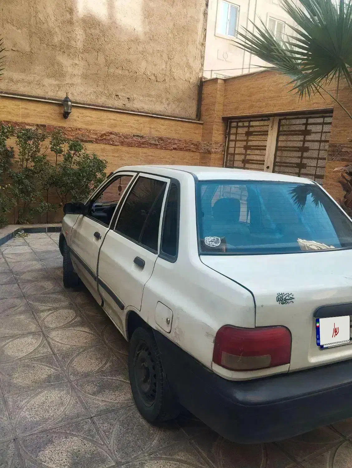 پراید مدل ۸۴سفید|خودرو سواری و وانت|قرچک, میرزائی جنوبی|دیوار