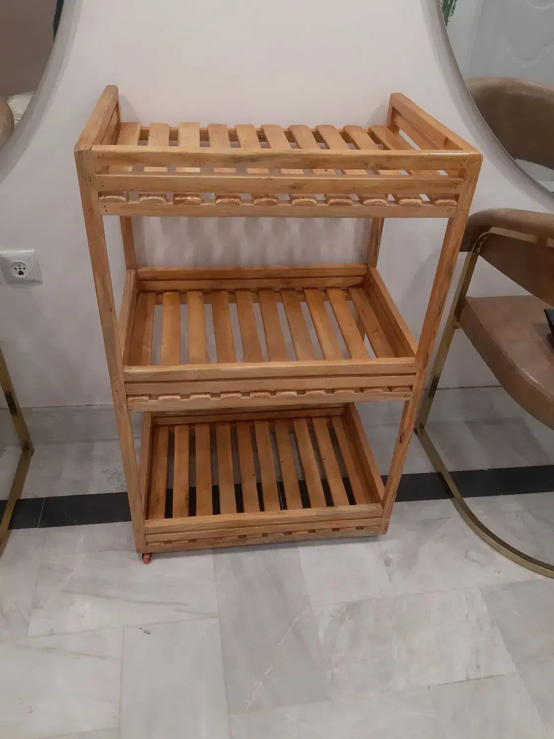 ترولی چوبی چرخدار|مبلمان خانگی و میز عسلی|قم, بکایی|دیوار