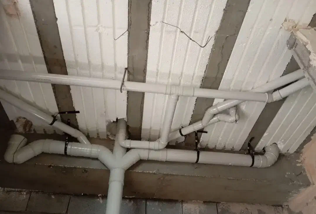 شاگرد لوله کشی  آشنا به اتصالات آب و فاضلاب و..|استخدام معماری، عمران و ساختمانی|ری, علایین|دیوار