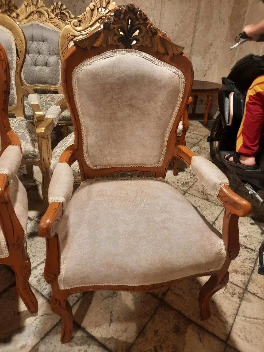 مبل ۷ نفره|مبلمان خانگی و میز عسلی|قم, دانشگاه قم|دیوار