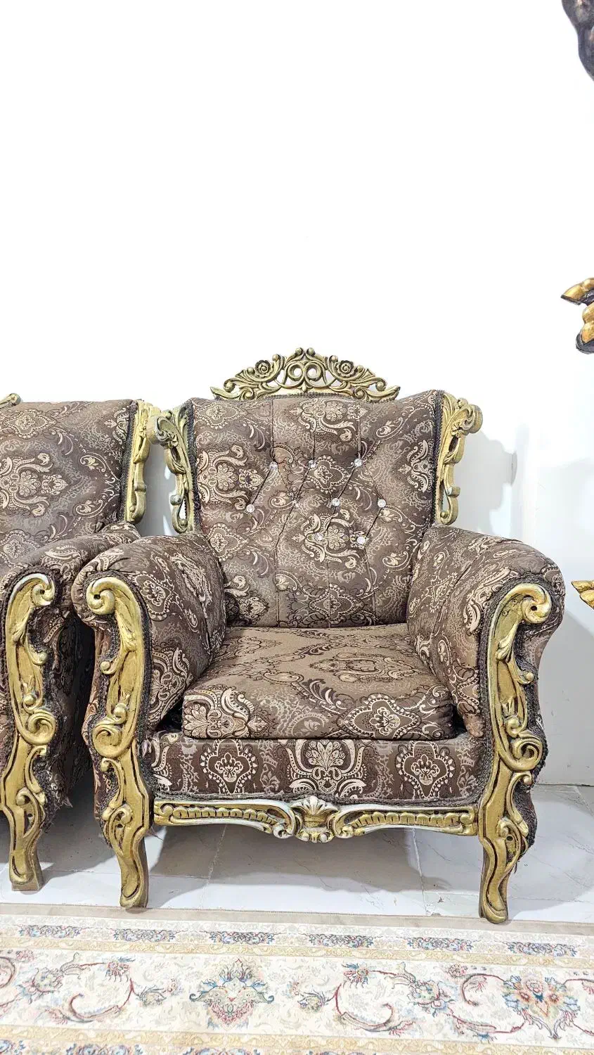 مبل ۷نفره سالم تمیز بدون پارگی و شکستگی|مبلمان خانگی و میز عسلی|چابهار, |دیوار