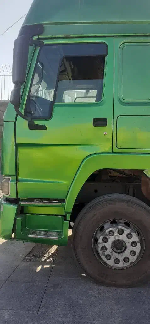 هوو مدل ۲۰۰۵|خودرو سنگین|قم, سراجه (۱۵ خرداد)|دیوار