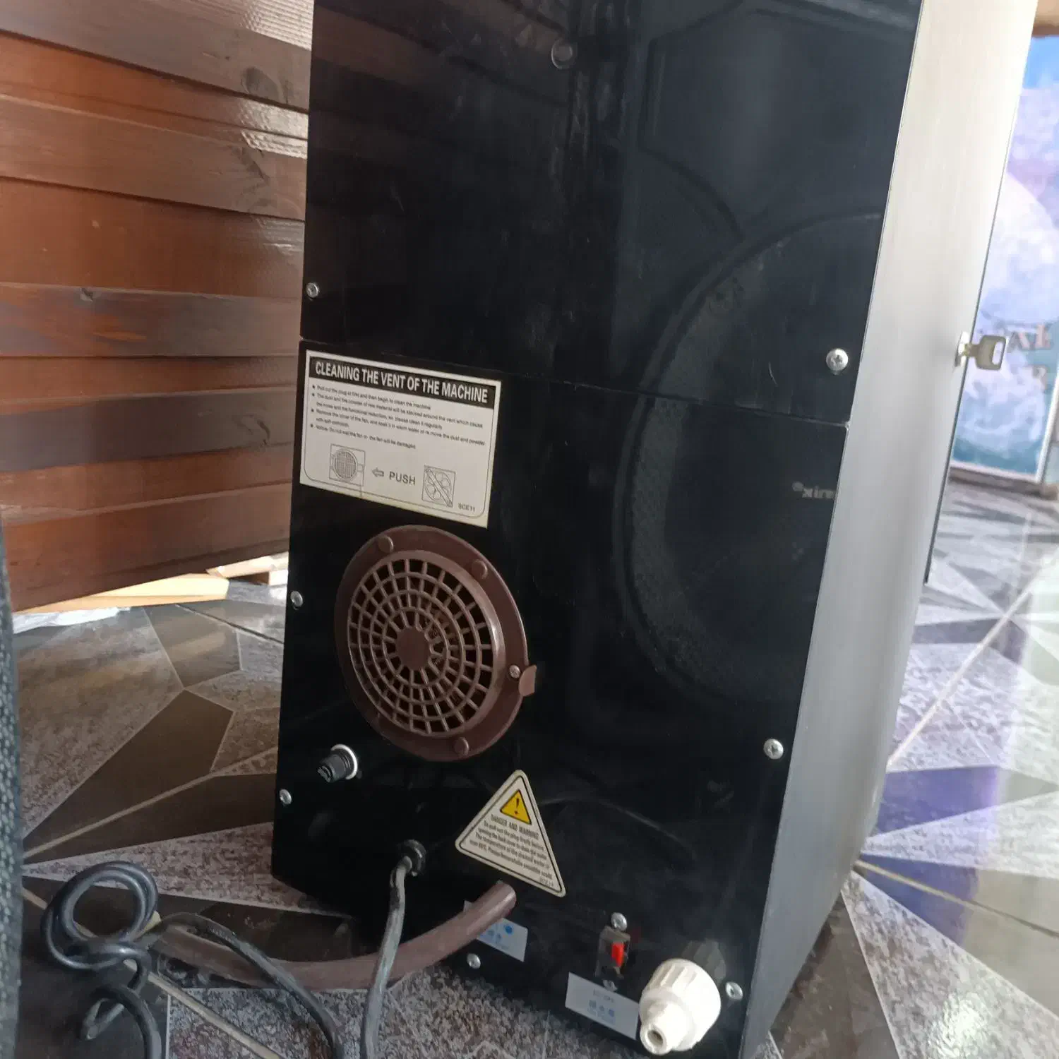 وندینگ ۴کاره|کافیشاپ و رستوران|شیراز, تندگویان|دیوار