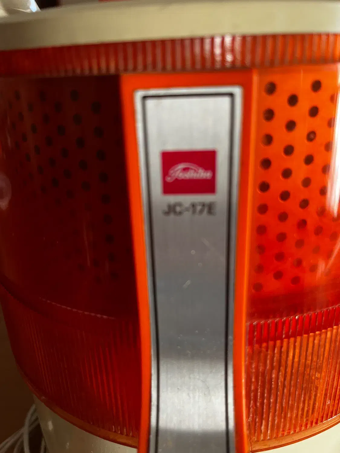 مخلوط کن‌ آبمیوه گیری و...|کلکسیون اشیاء عتیقه|رشت, منظریه|دیوار