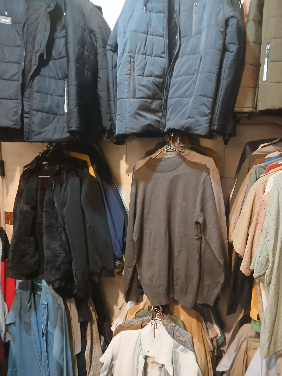 لباس مردانه|لباس|بابل, |دیوار