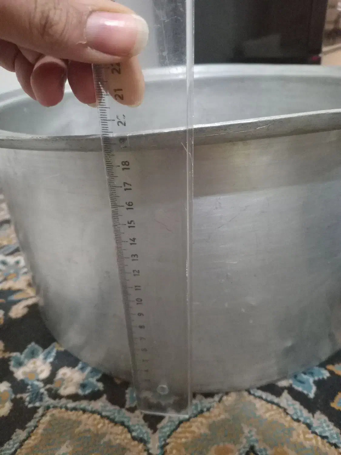 قابلمه روحی و قابلمه الومینیومی|ظروف پخت‌وپز|کرج, برغان|دیوار